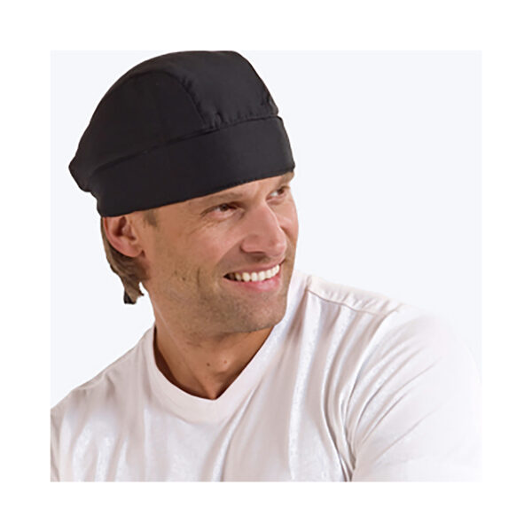 Mann trägt kühlendes Bandana von E.COOLINE in Farbe schwarz