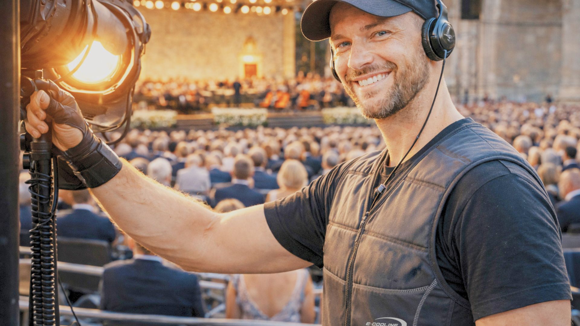 Klassik Festival-Beleuchter mit E.COOLINE Kuehlkleidung